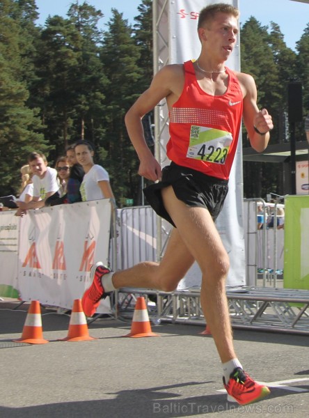 Sporta un labdarības pasākums «Nike Riga Run 2014» pulcē tūkstošiem sportistu 133833
