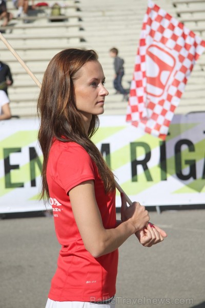Sporta un labdarības pasākums «Nike Riga Run 2014» pulcē tūkstošiem sportistu 133843