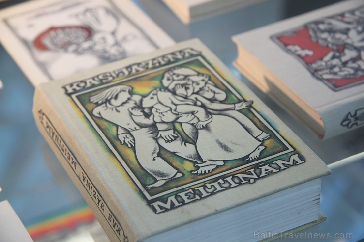 Latvijas Nacionālajā bibliotēkā prezentē izstādi un grāmatu māksliniekam Jāzepam Pīgoznim 133990