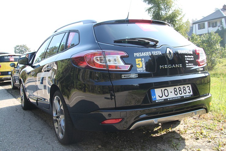 Travelnews.lv ceļojumā iepazīst 14 dažādus Latvijas «GADA AUTO 2015» automobiļus 134304