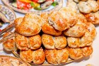 2014. gada rudenī Rīgā tika atvērts jauns uzbeku nacionālās virtuves restorāns Uzbegims, kur ēdienus gatavo tikai uzbeku pavāri, izmantojot tradicionā 8