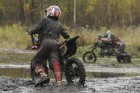 Jaunmārupē pavisam rudenīgos apstākļos noslēgusies Retro motokrosa sezona 17