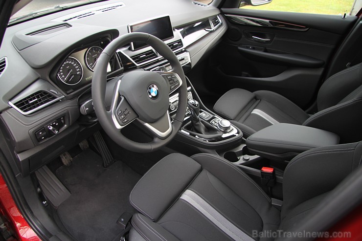 Travelnews.lv redakcija ceļo ar pirmo priekšpiedziņas BMW modeli (BMW 218d) 136042