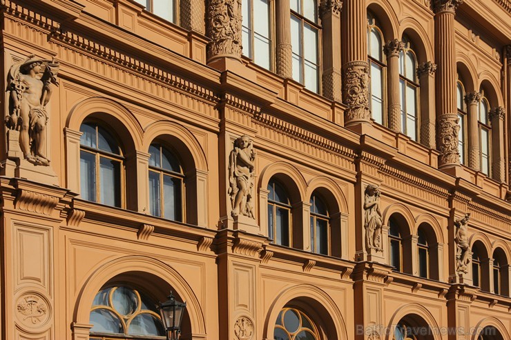 Rīgas biržas ēka ir valsts nozīmes arhitektūras piemineklis 136309