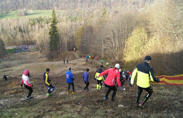 25.10.2014 norisinājās Siguldas kalnu maratons, kura laikā dalībnieki cīnījās trīs distancēs 136895