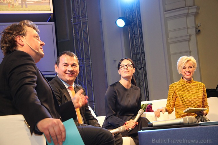 «Live Rīga» svin 5 gadu jubileju kopā ar partneriem un atskatās uz padarīto. Lietojiet un iesakiet saviem ārvalstu draugiem - www.LiveRiga.com «Live Rīga» svin 5 gadu jubileju kopā ar partneriem un atskatās uz padarīto. Lietojiet un iesakiet saviem ārvalstu draugiem - www.LiveRiga.com 136925