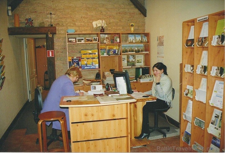 Pagājuši jau 15 gadi, kad 1999.gada 5.novembrī tika svinīgi atklāts Bauskas tūrisma informācijas centrs. Kā toreiz, tā arī tagad tas pilda galveno mēr 137589