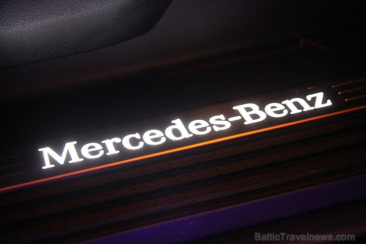 SIA Domenikss Daimler Mercedes-Benz ģenerālpārstāvis Latvijā 07.11.2014 prezentēja jauno Mercedes-Benz mikroautobusu V-klase - www.Domenikss.lv SIA Domenikss Daimler Mercedes-Benz ģenerālpārstāvis Latvijā 07.11.2014 prezentēja jauno Mercedes-Benz mikroautobusu V-klase - www.Domenikss.lv 137719