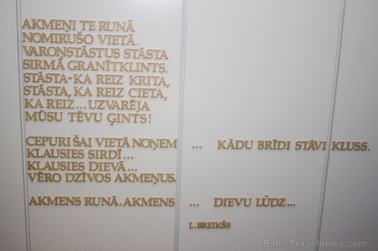 Brīvības piemineklis simbolizē latviešu tautas vēlmi pēc neatkarības un brīvības 138103