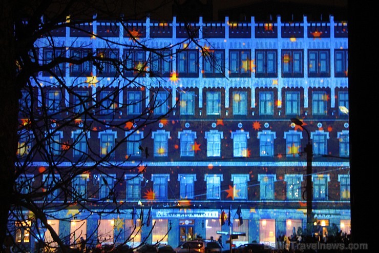Gaismas festivāls «Staro Rīga 2014» priecē rīdziniekus un pilsētas viesus. Vecrīgas viesnīca Astor Riga Hotel - www.astorrigahotel.lv Gaismas festivāls «Staro Rīga 2014» priecē rīdziniekus un pilsētas viesus. Vecrīgas viesnīca Astor Riga Hotel - www.astorrigahotel.lv 138174