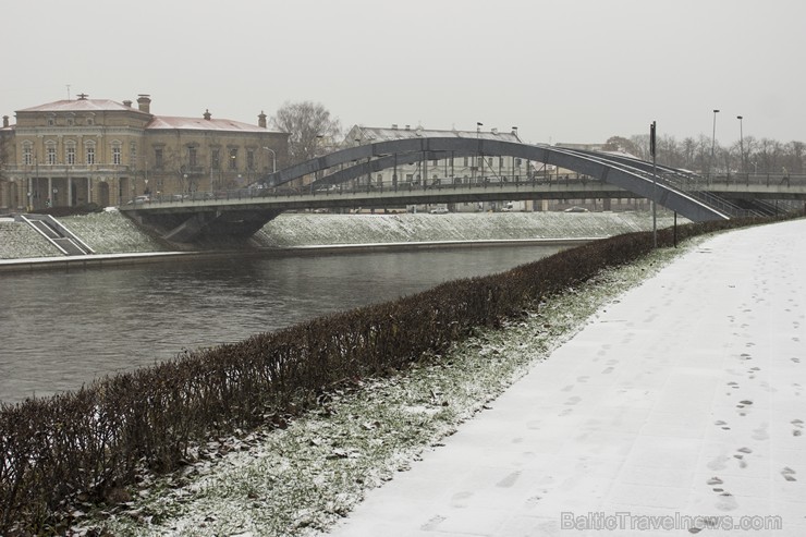 Pirmais sniegs ir sagaidīts arī Lietuvas galvaspilsētā Viļņā 139616