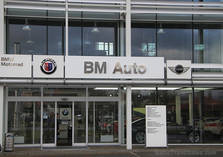 Jaunais elektro sporta automobilis BMW i8 ir ienācis Latvijā un jau pārdots 139808