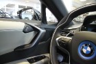 Jaunais elektro sporta automobilis BMW i8 ir ienācis Latvijā un jau pārdots 10