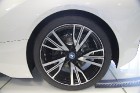 Jaunais elektro sporta automobilis BMW i8 ir ienācis Latvijā un jau pārdots 20