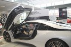 Jaunais elektro sporta automobilis BMW i8 ir ienācis Latvijā un jau pārdots 23