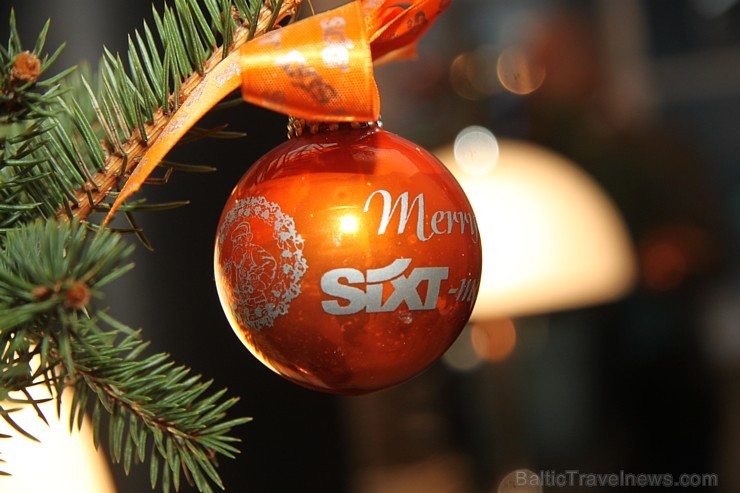 Autonoma «Sixt» Ziemassvētku priekšvakarā iepazīstina ar jauno pakalpojumu eAuto 140062