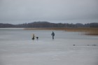 Ziemassvētku priekšvakarā (24.12.2014) Latgalē tiek gaidīta balta sniega sega. Sivera ezers, kas ir devītais lielākais Latvijā, ir klāts ar ledu. 14