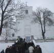 Ziemassvētku rīta ceļš uz baznīcu Latgalē ir svinīgi balts 13