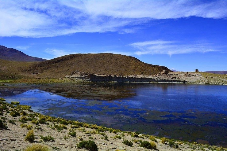 Ne visiem Sur Lipaz reģiona ezeriem ir minerāli, kas tos iekrāso pa savam - divi ir vienkārši zili, bet neskatoties uz to vienalga pieturas vērti. Lag 140745
