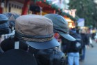Apskati, kādas cepures iespējams iegādāties svētku tirdziņos 15