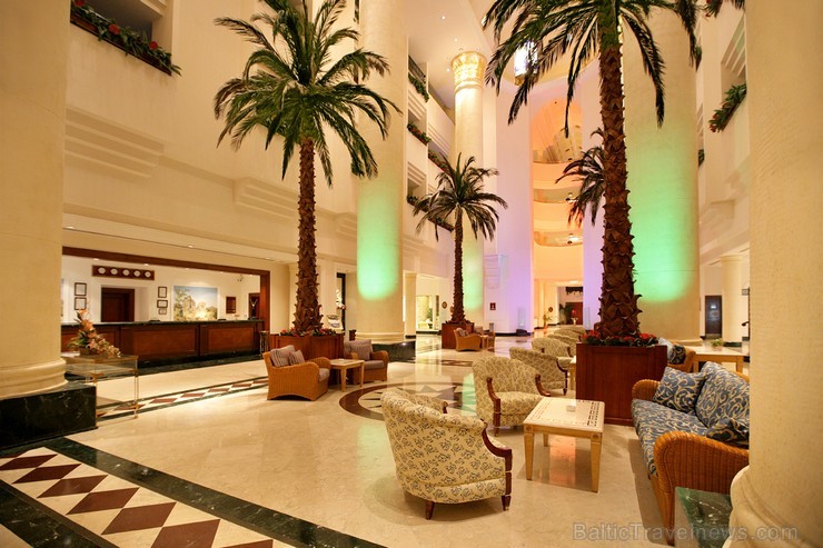 Tūroperators Novatours prezentē viesnīcu «Fantasia Hotel De Luxe Kemer 5*» 141106