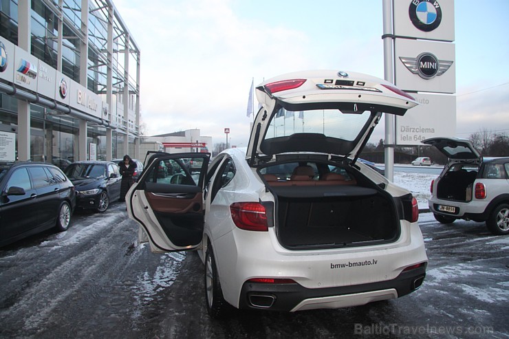 Travelnews.lv redakcija 15.01.2015 sadarbībā ar «Inchcape BM Auto» ceļo ar jauno BMW X6 Xdrive 3.0d pa Kurzemes ceļiem 141289