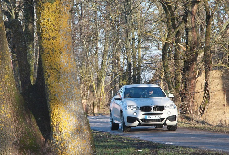 Travelnews.lv redakcija 15.01.2015 sadarbībā ar «Inchcape BM Auto» ceļo ar jauno BMW X6 Xdrive 3.0d pa Kurzemes ceļiem 141301