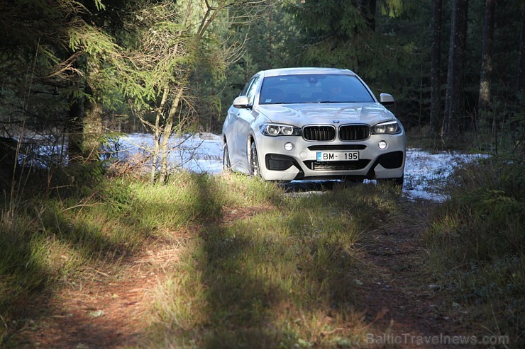 Travelnews.lv redakcija 15.01.2015 sadarbībā ar «Inchcape BM Auto» ceļo ar jauno BMW X6 Xdrive 3.0d pa Kurzemes ceļiem 141312