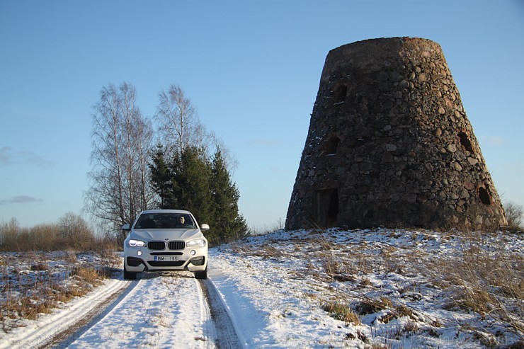 Travelnews.lv redakcija 15.01.2015 sadarbībā ar «Inchcape BM Auto» ceļo ar jauno BMW X6 Xdrive 3.0d pa Kurzemes ceļiem 141322