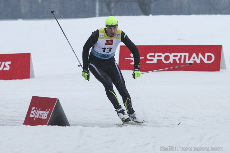 Rīgas ziemas sporta un aktīvās atpūtas parkā aizvadītas ikgadējās sacensības distanču slēpošanā 141381