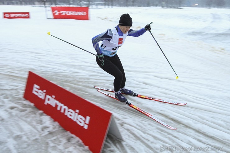 Rīgas ziemas sporta un aktīvās atpūtas parkā aizvadītas ikgadējās sacensības distanču slēpošanā 141393