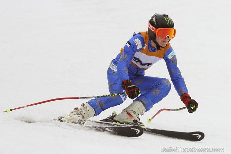 Latvijas kausa pirmais posms kalnu slēpošanā Siguldā pulcē labākos Baltijas sportistus 141980
