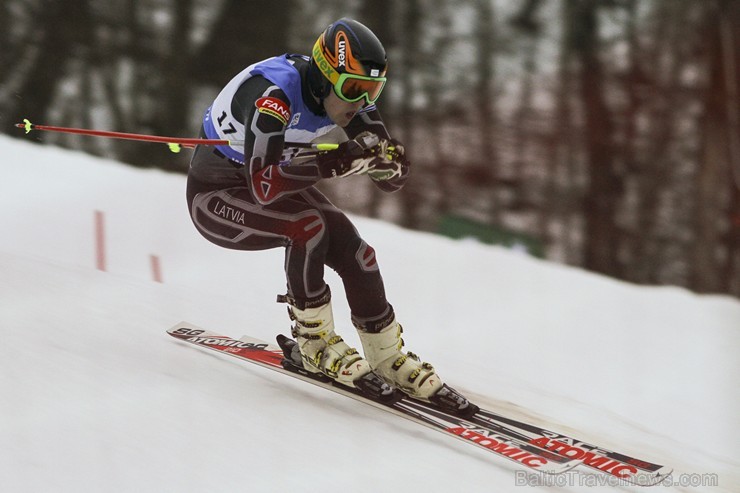 Latvijas kausa pirmais posms kalnu slēpošanā Siguldā pulcē labākos Baltijas sportistus 142024