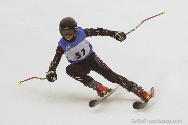 Latvijas kausa pirmais posms kalnu slēpošanā Siguldā pulcē labākos Baltijas sportistus 142026