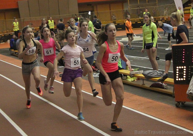 Latvijas vieglatlētikas čempionātā U14 noskaidroti jaunie uzvarētāji - 300 metru skrējiens 142039