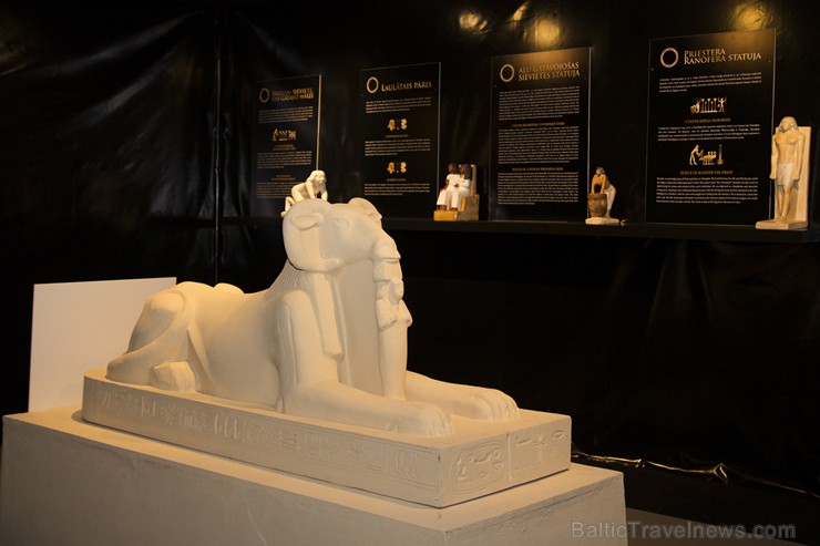 Galerijā «Centrs» atklāta Ēģiptes faraona Tutanhamona dārgumu izstāde 142856