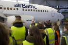 Ēnu dienā airBaltic ikdienas darbu iepazīst 50 skolēni 15