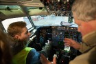 Ēnu dienā airBaltic ikdienas darbu iepazīst 50 skolēni 32