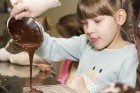 Pūres šokolādes muzejā iespējams iepazīties ar šokolādes tapšanas tradīcijām 17
