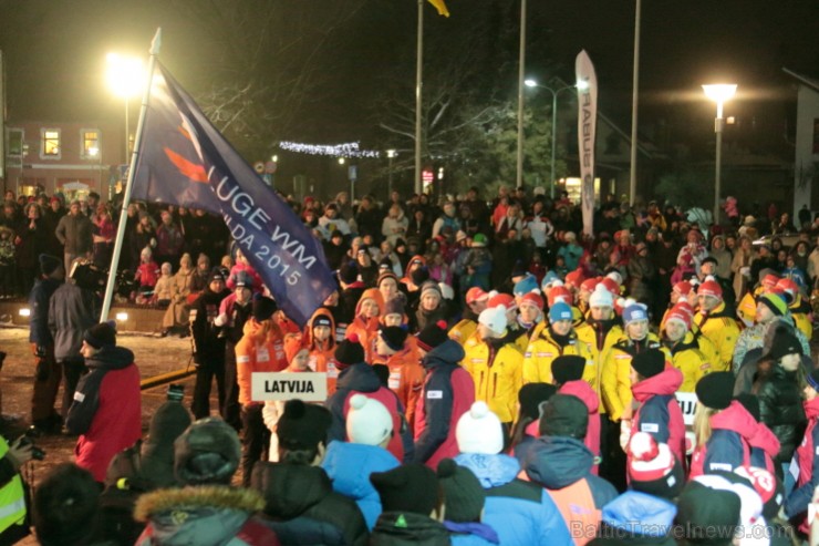 Siguldas bobsleja un kamaniņu trasē sestdien startēja 45. FIL pasaules čempionāts kamaniņu sportā. Foto: Juris Ķilkuts,  FotoAtelje.lv 143199