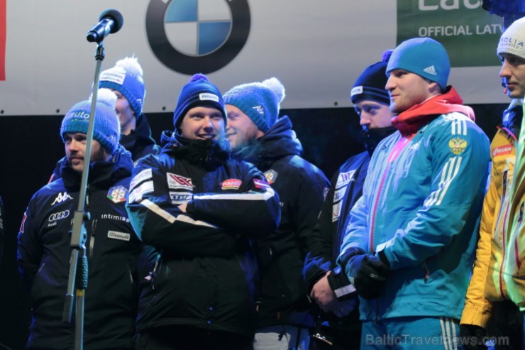 Siguldas bobsleja un kamaniņu trasē sestdien startēja 45. FIL pasaules čempionāts kamaniņu sportā. Foto: Juris Ķilkuts,  FotoAtelje.lv 143215