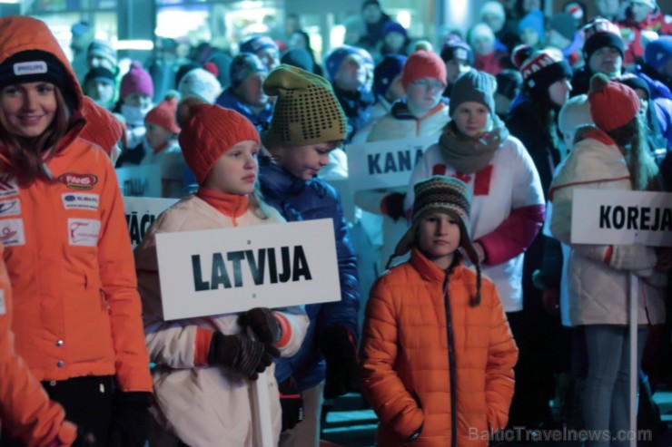 Siguldas bobsleja un kamaniņu trasē sestdien startēja 45. FIL pasaules čempionāts kamaniņu sportā. Foto: Juris Ķilkuts,  FotoAtelje.lv 143216