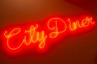 Rīgā Krišjāņa Barona ielā 10 atklāj jaunu amerikāņu restorānu «City Diner» 1