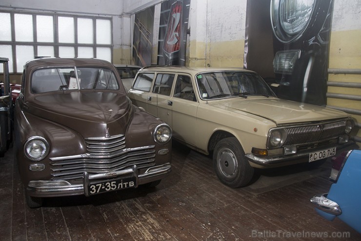Muzejā «Tehnika no pagātnes» var apskatīt padomju laiku auto kolekciju 144524