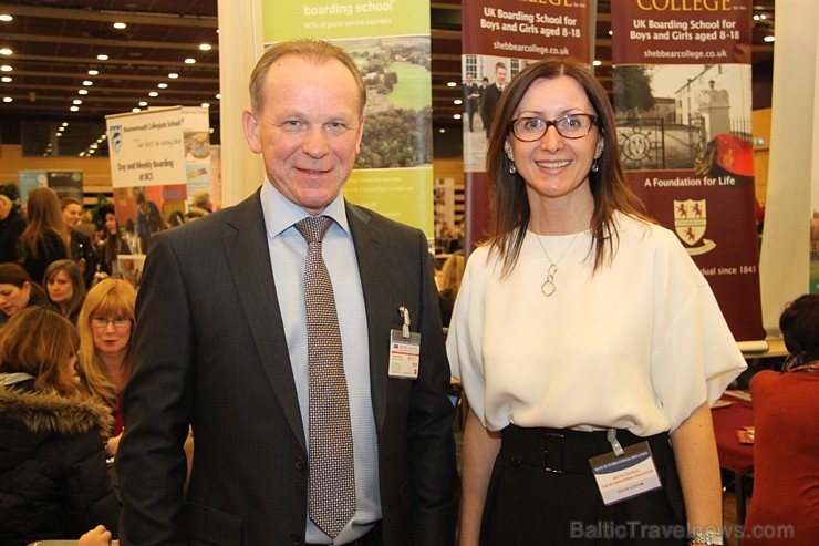 Evgenijs Govors (Baltic Council for international educaton valdes priekšsēdētājs un Meridian Group valdes priekšsēdētājs) un Olga Govor (Meridian Grou 144775