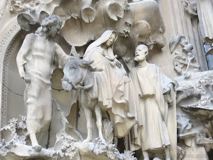 Atklāj, ko slēpj Svētās Ģimenes baznīcas (Sagrada Família) greznas vitrāžas www.sagradafamilia.cat 144995