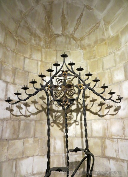 Atklāj, ko slēpj Svētās Ģimenes baznīcas (Sagrada Família) greznas vitrāžas www.sagradafamilia.cat 145015