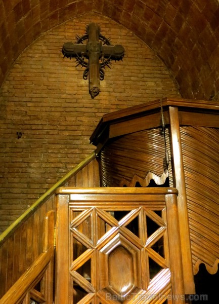 Atklāj, ko slēpj Svētās Ģimenes baznīcas (Sagrada Família) greznas vitrāžas www.sagradafamilia.cat 145018