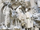 Atklāj, ko slēpj Svētās Ģimenes baznīcas (Sagrada Família) greznas vitrāžas www.sagradafamilia.cat 12