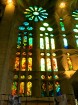 Atklāj, ko slēpj Svētās Ģimenes baznīcas (Sagrada Família) greznas vitrāžas www.sagradafamilia.cat 25